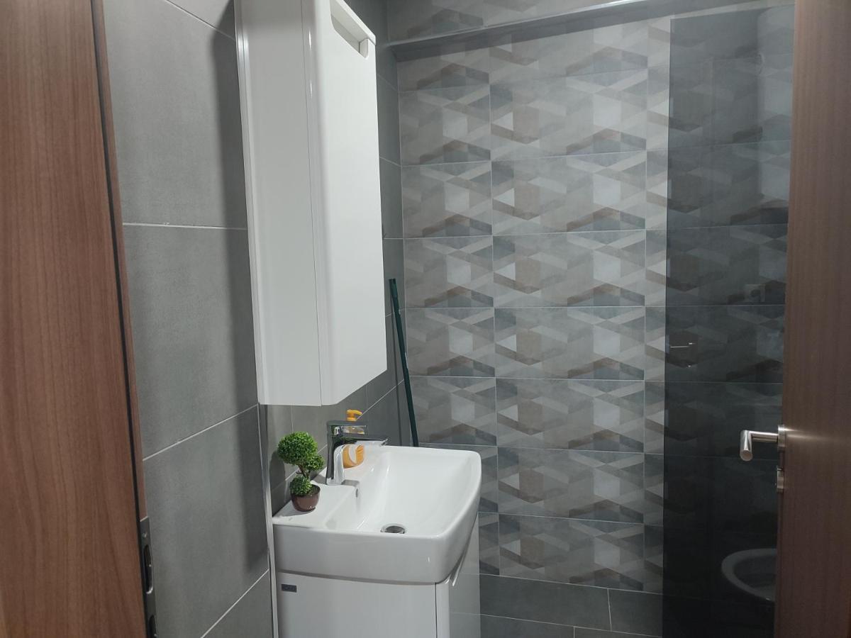 Antoni Apartment Скопье Экстерьер фото